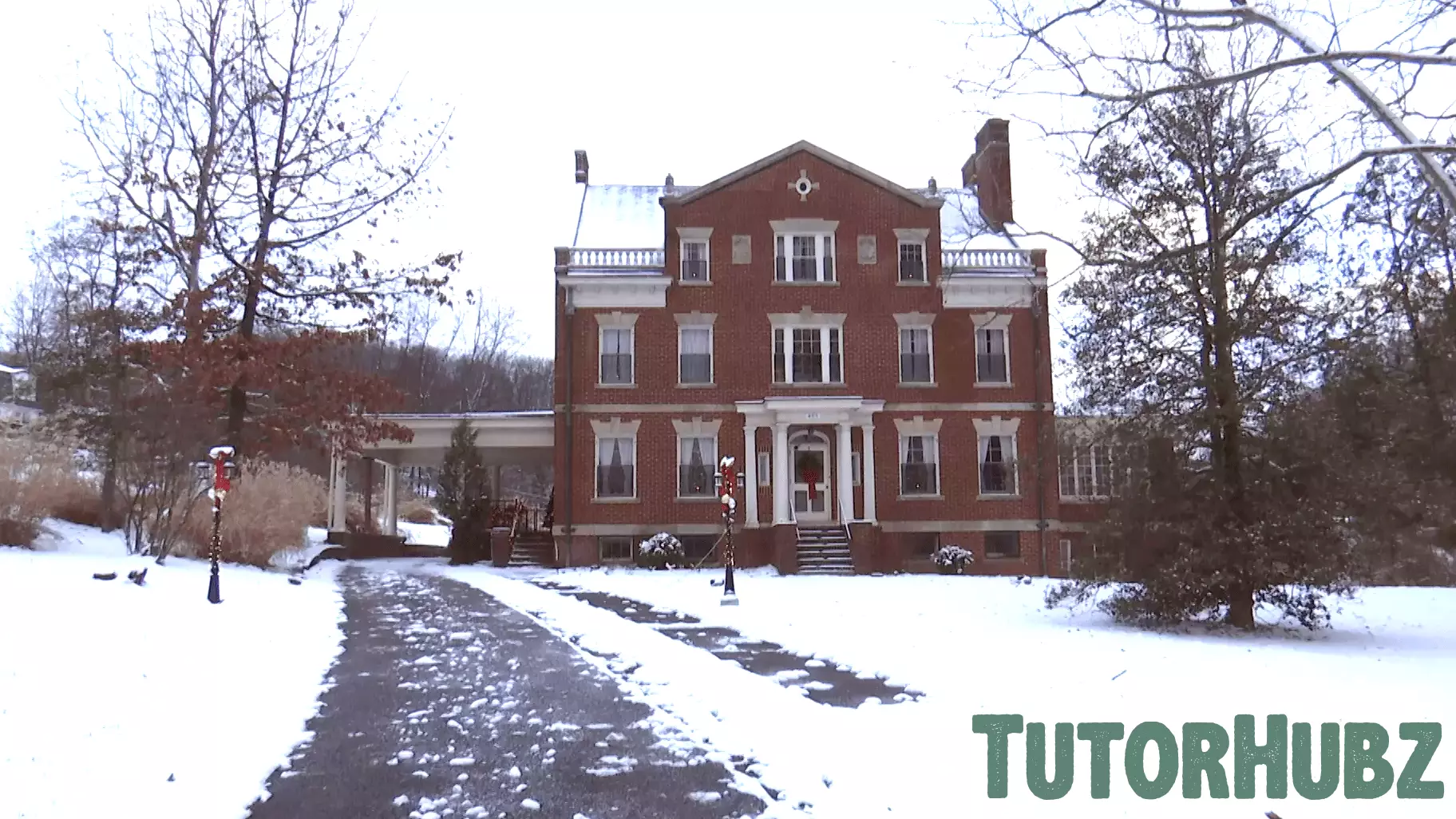 Kump House Offers Seasonal Tours to Support Educational Initiatives